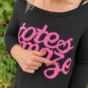 American Eagle Outfitters Sweaters - American Eagle Totes Amaze Sweater black pink knit American Eagle Outfitters Sweaters - American Eagle Totes Amaze Sweater black pink knit
